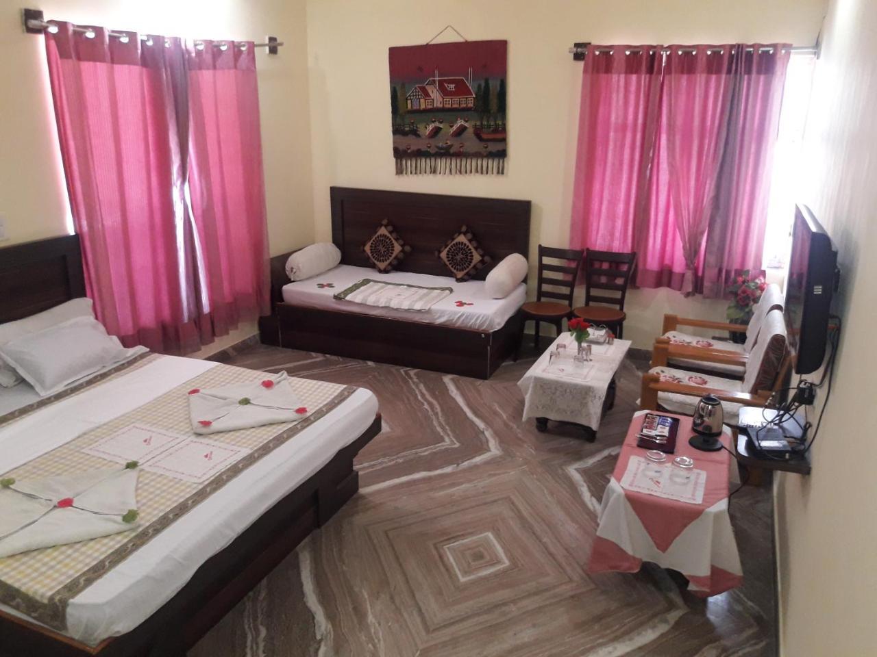 Chitrakoot Resort Chittorgarh Ngoại thất bức ảnh